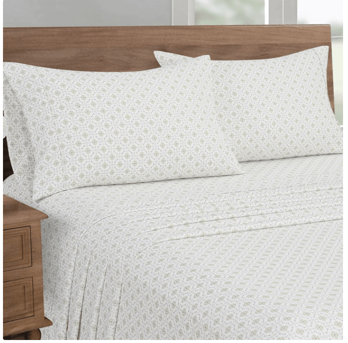 Most Luxurious Bed Sheets for Elegant Comfort and Premium Sleep - starsuniform